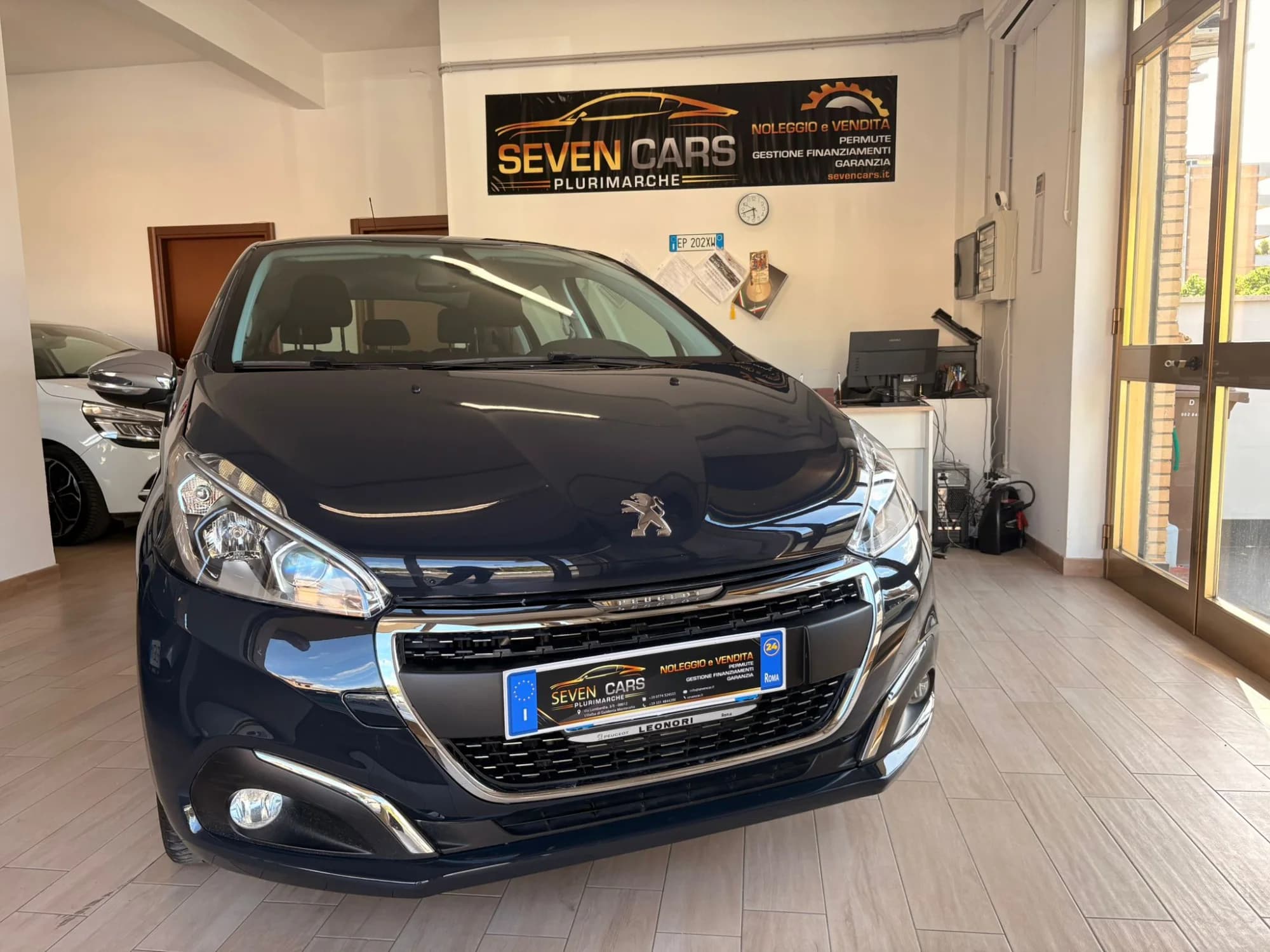 Peugeot 208 5p 1.2 puretech GT Line presso Sevencars
